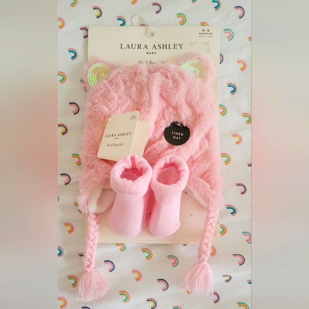 Nwt - Laura Ashley Baby Hat and Booties Set